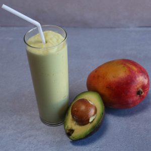 Mango and avocado smoothie for weight loss