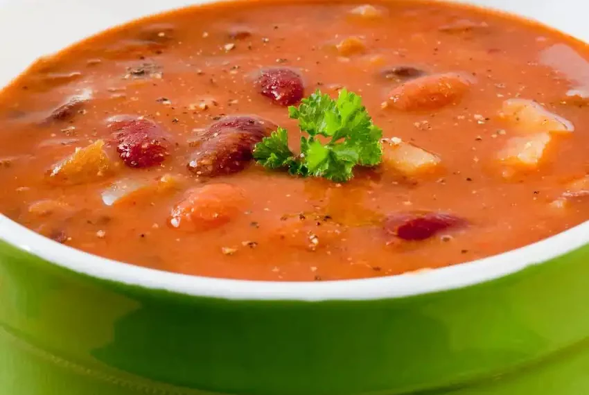 Sopa cremosa de feijão