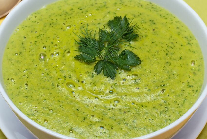 Sopa de espinafre low carb