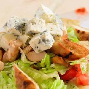 Hähnchen-Gorgonzola-Käse-Salat