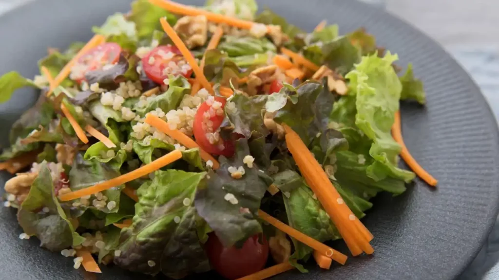 Quinoa-Salat mit Karotten