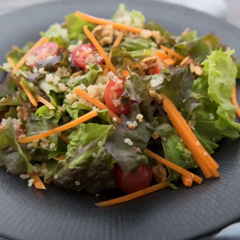 Quinoa-Salat mit Karotten