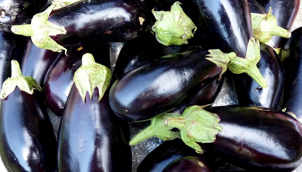 vad man ska göra för att ta bort bitterheten från aubergine