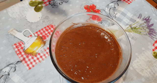 hvordan man laver chokolademousse 6